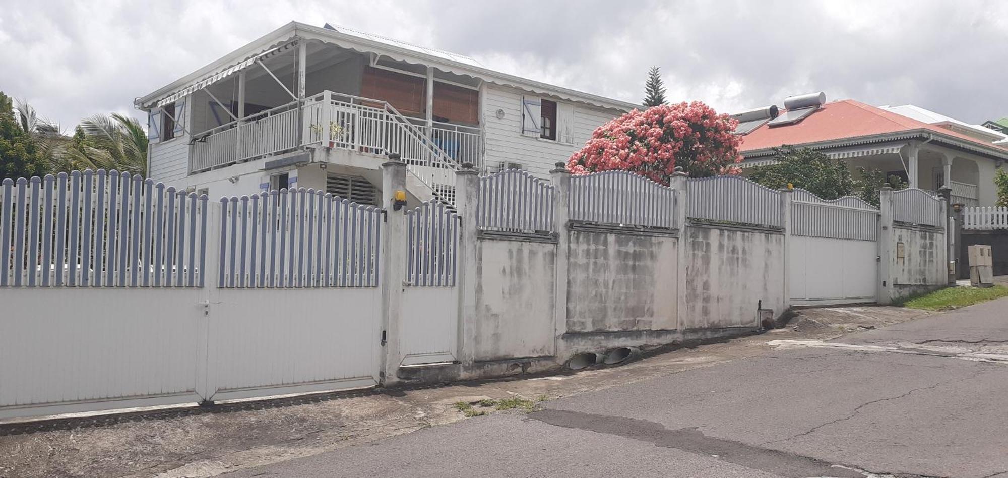 Le P'Tit Nid Cocodydy Baillif Exterior foto